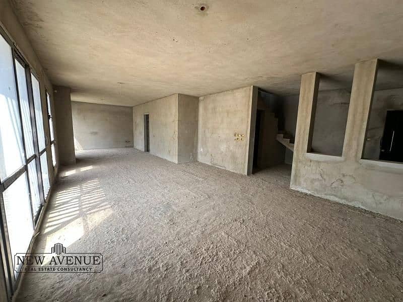 2 WhatsApp Image 2025-10-02 at 5.38. 40 PM (1). jpg