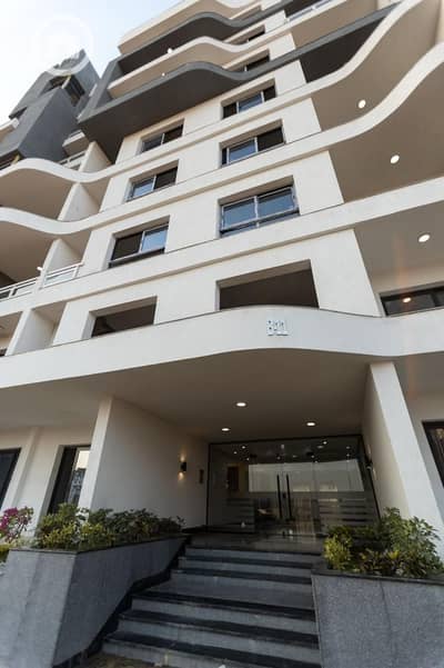 2 Bedroom Flat for Sale in New Cairo, Cairo - WhatsApp Image 2025-05-14 at 12.44. 28_3520086a. jpg