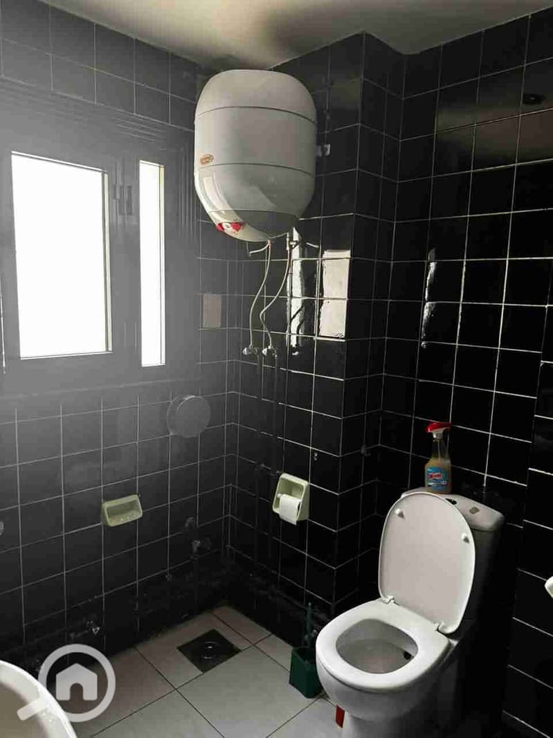 21 1000026128. jpg