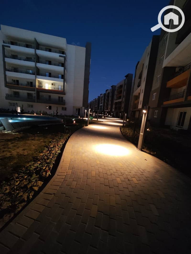 23 abaa073e-5f01-4d0f-9474-2af6af6b3909. jpg