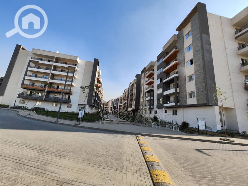 27 b96ab570-9ca4-4add-ab63-c820bb96914d. jpg