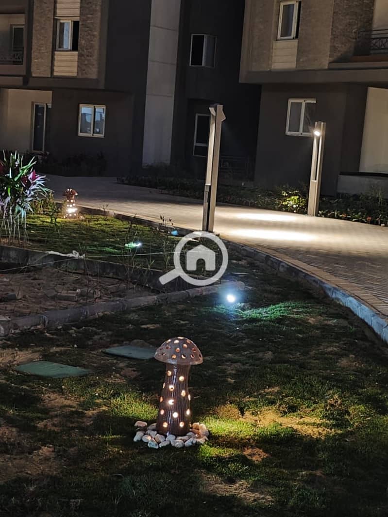 34 e521de90-3efe-4e56-8243-5b89220be9ec. jpg