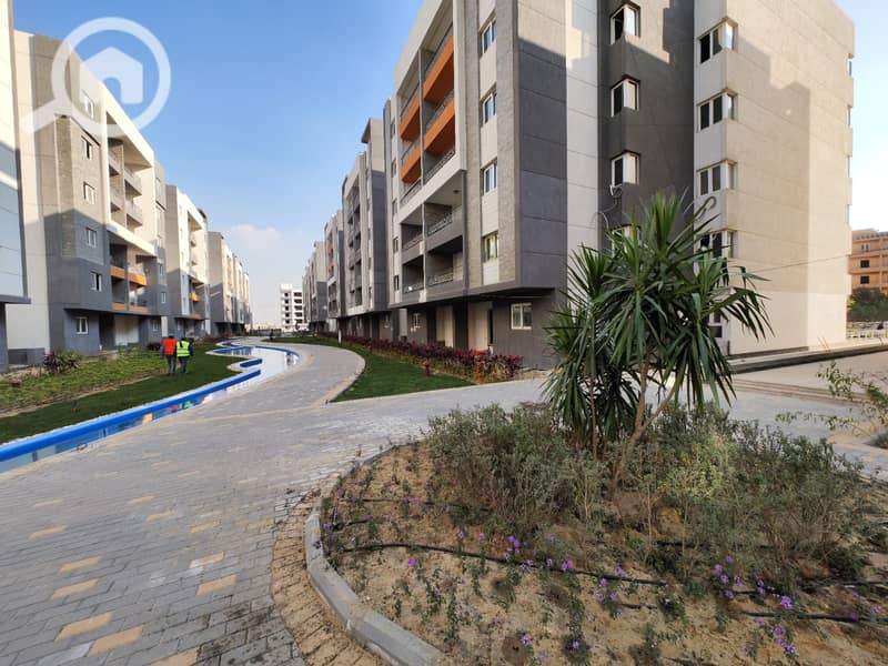 6 6be2e0c5-6fca-430c-83f3-eb2a79493d01. jpg