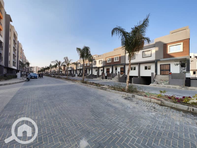 7 7dd18c48-67c8-45b8-bde0-0c96088f069c. jpg