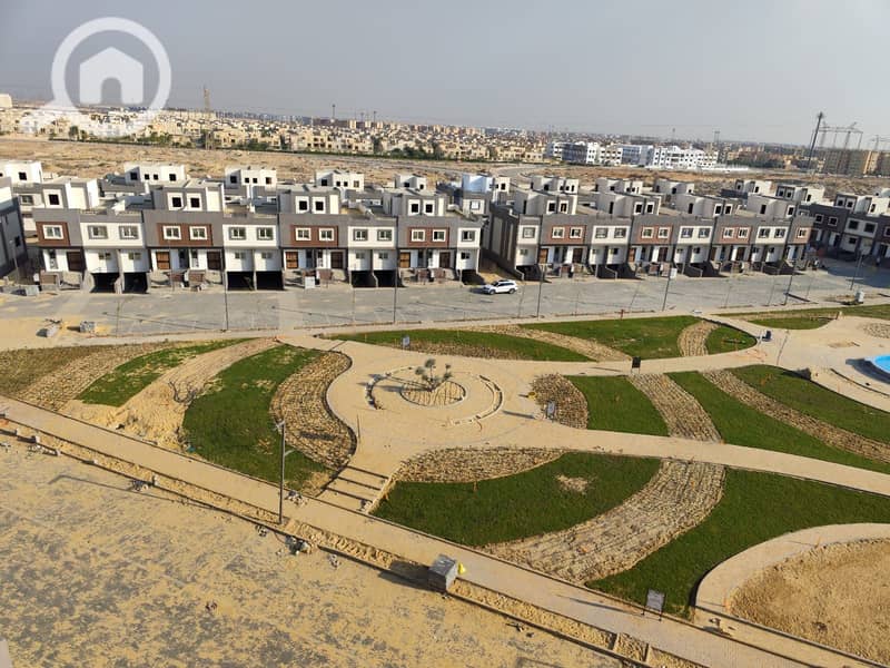 21 94459633-adee-42ae-87ea-8497fe799e24. jpg