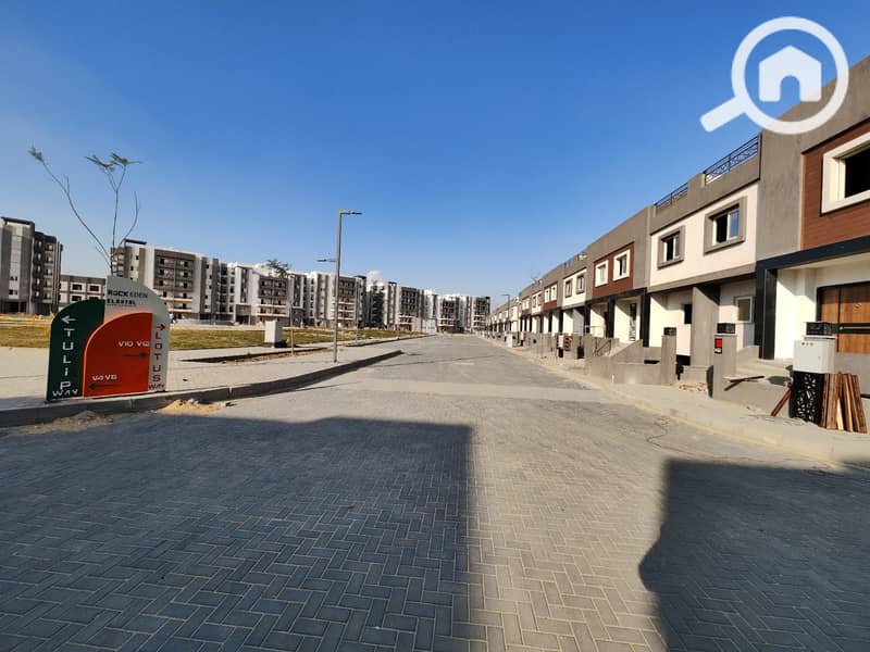 25 b0f509b7-9770-4fd8-98a1-81c68a815da8. jpg