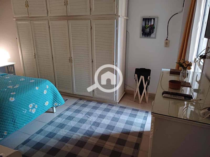 4 f4147a12-b03d-495a-ae43-c656a57cbfe2. jpg