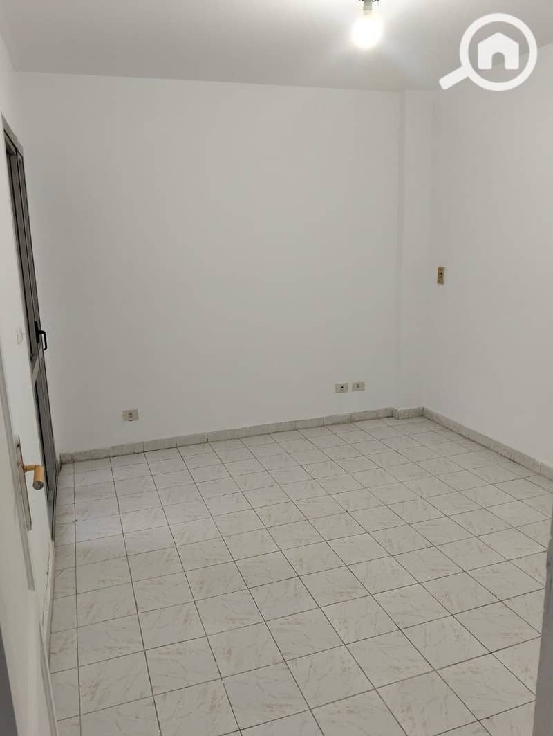 8 WhatsApp Image 2025-10-06 at 4.45. 48 PM. jpeg