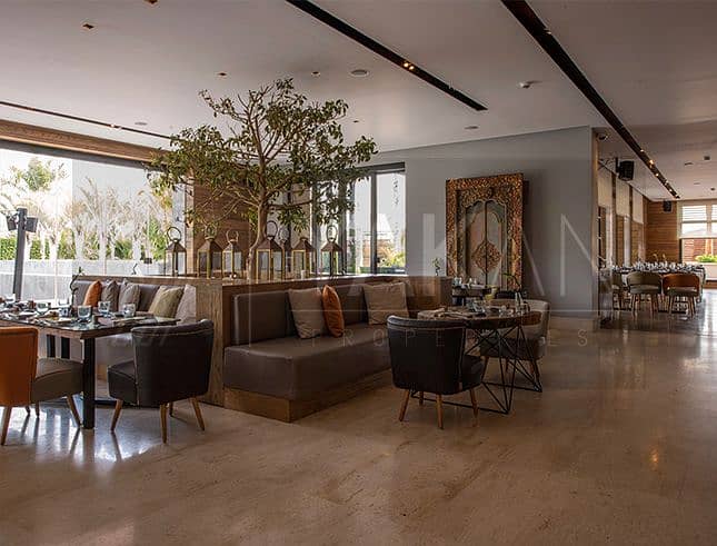 2 1537806885-family. jpg