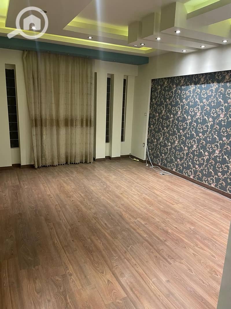 4 WhatsApp Image 2025-10-18 at 13.03. 35. jpeg