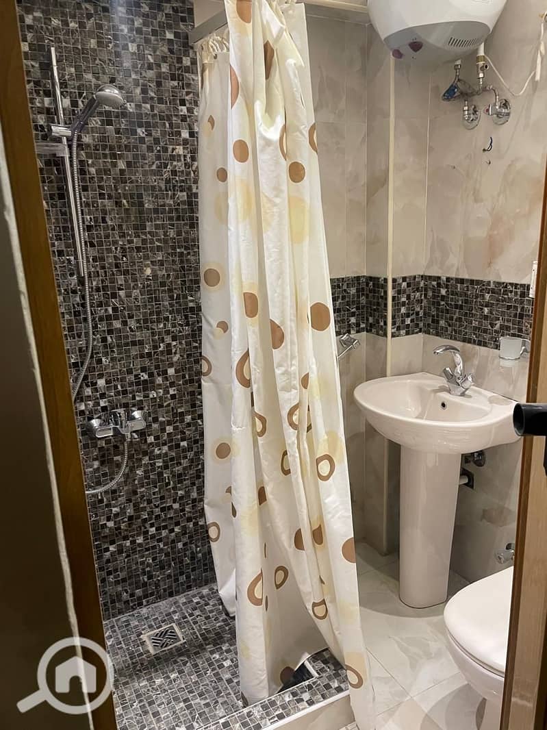 5 WhatsApp Image 2025-10-18 at 13.03. 44. jpeg