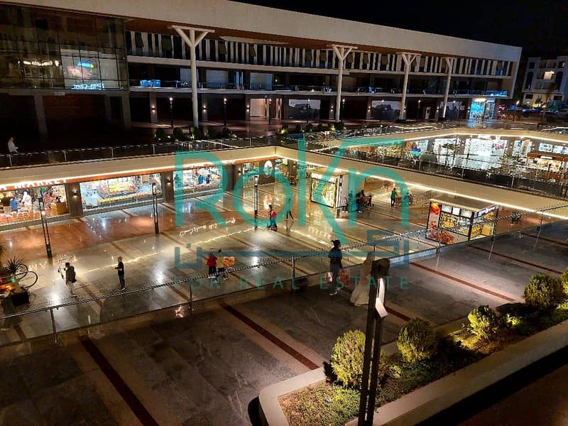 4 7fd1a5c4-1afe-4686-874a-5e3d135094b2. jpeg