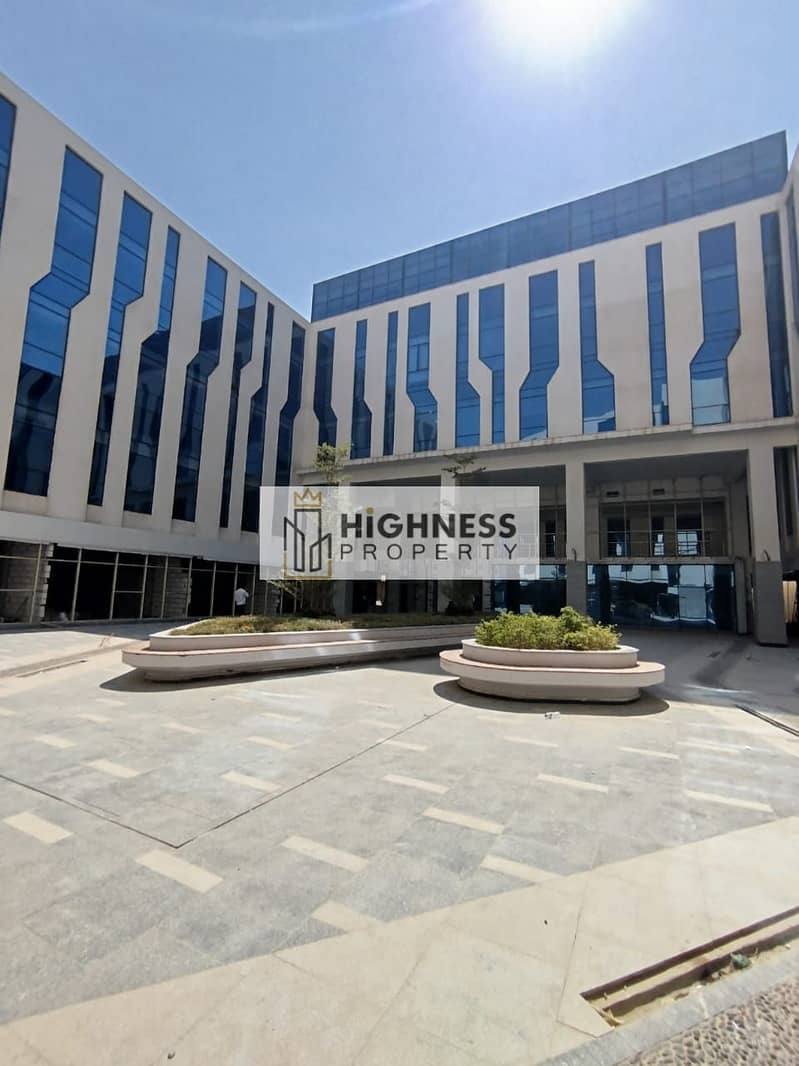 29 WhatsApp Image 2025-10-19 at 6.06. 12 PM. jpeg