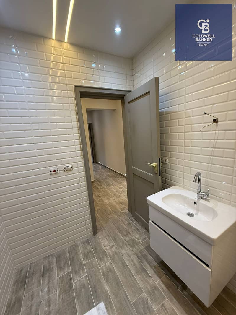 3 WhatsApp Image 2025-10-16 at 2.44. 07 PM (1). jpeg