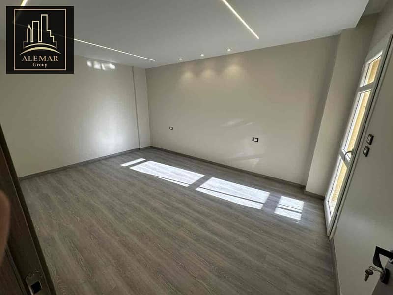 11 a0f014be-549d-43d0-b3a1-e9c393c57c63. jpg