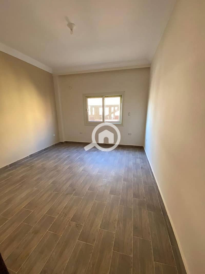 3 WhatsApp Image 2025-09-28 at 6.07. 16 PM (3). jpeg