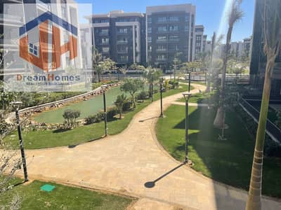 3 Bedroom Apartment for Sale in Madinaty, Cairo - شقة للبيع في بريفادو فيو البحيرات استلام فوري وشامل العدادات