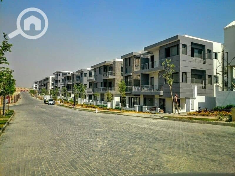 12 Villas-for-Sale-in-Taj-City. jpg