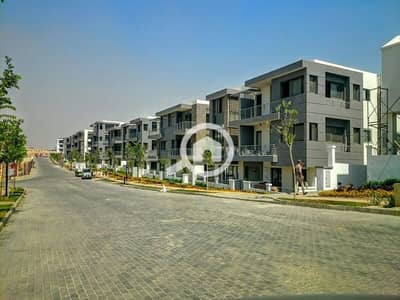 2 Bedroom Flat for Sale in New Cairo, Cairo - Villas-for-Sale-in-Taj-City. jpg
