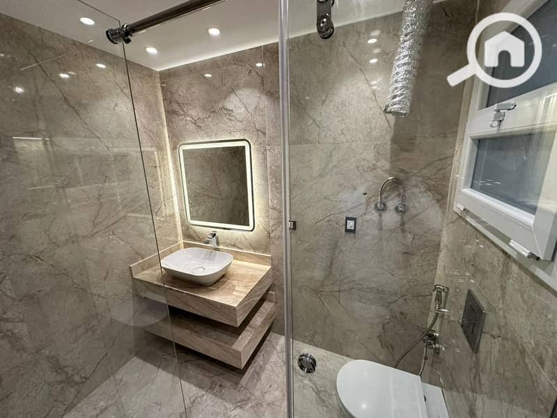 2 صورة واتساب بتاريخ 1447-04-27 في 20.56. 29_fbeffe02. jpg