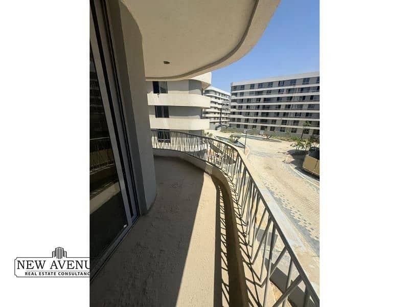 4 WhatsApp Image 2025-10-17 at 5.10. 01 PM. jpg