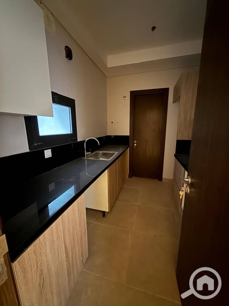 8 8ecb9dd7-e940-40bf-96e9-f5a8cee1688c. jpeg