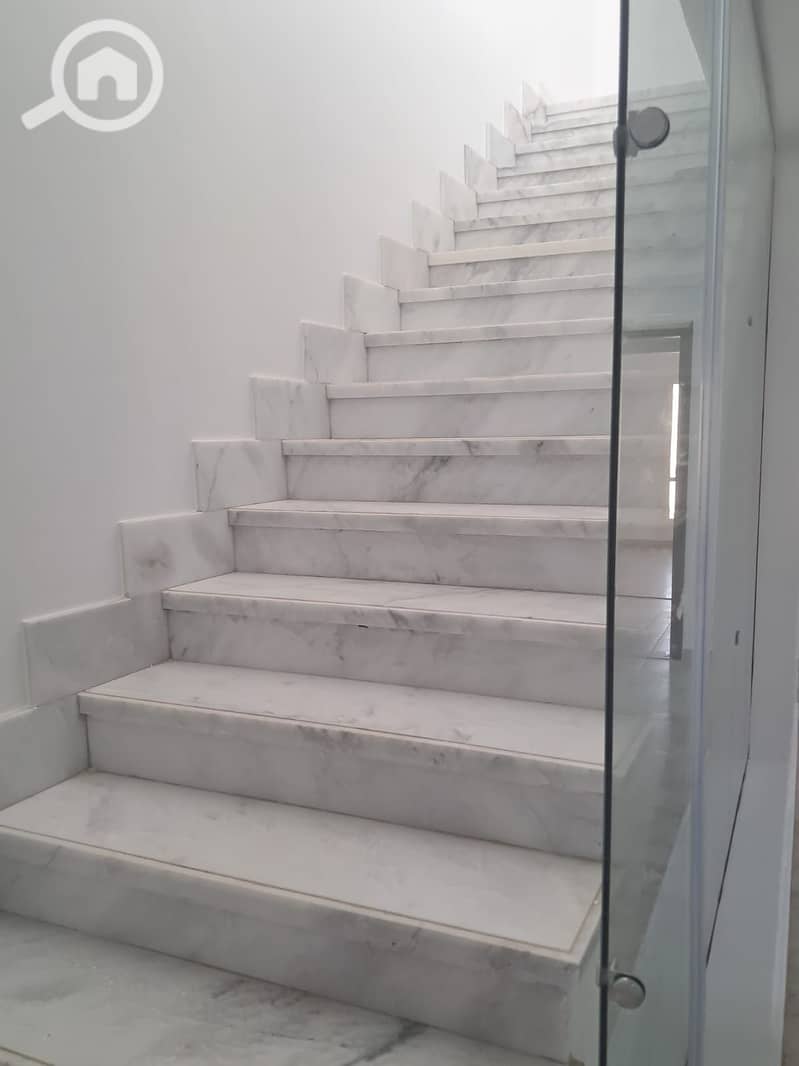 WhatsApp Image 2025-10-19 at 8.55. 41 PM (1). jpeg WhatsApp Image 2025-10-19 at 8.55. 41 PM (1). jpeg