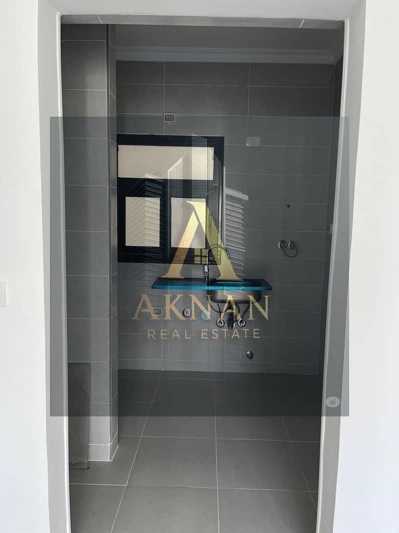 2 WhatsApp Image 2025-10-13 at 14.43. 42 (6). jpeg