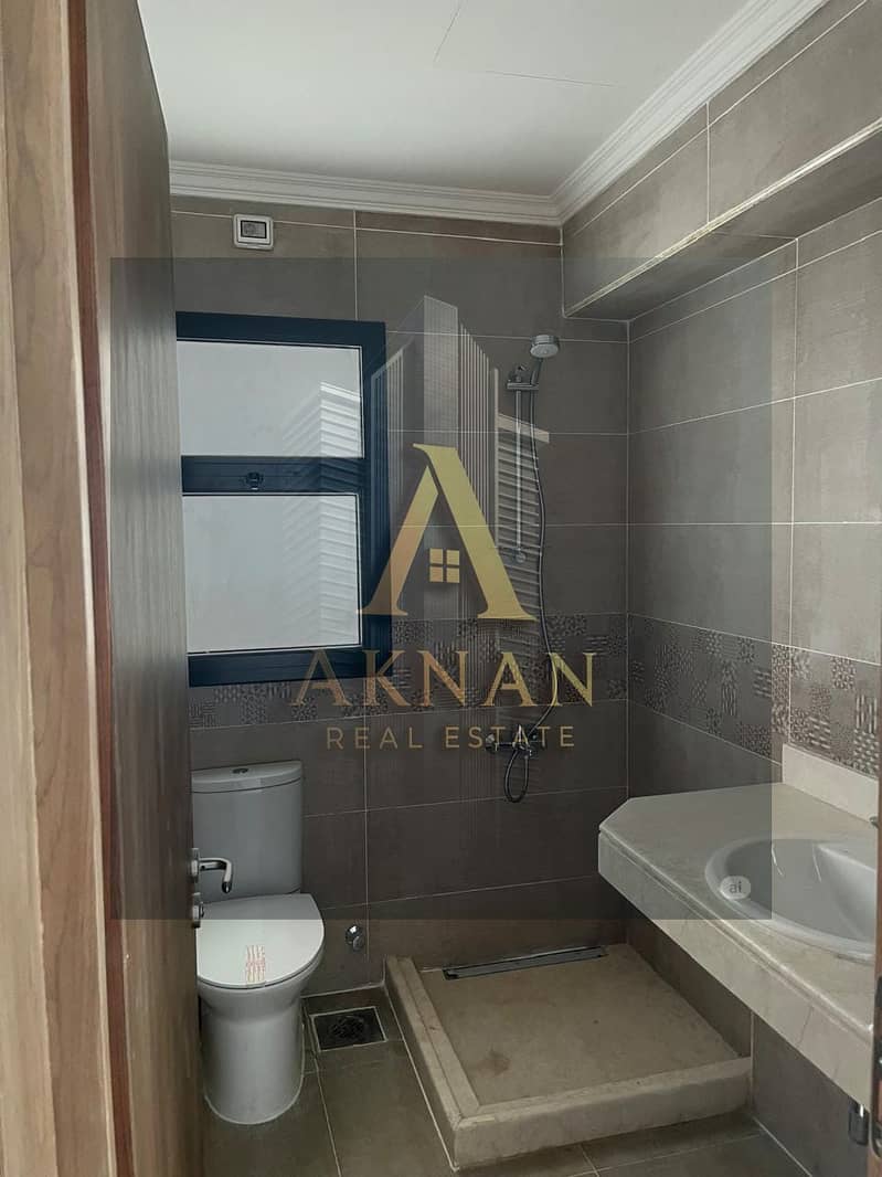 5 WhatsApp Image 2025-10-13 at 14.43. 41 (10). jpeg