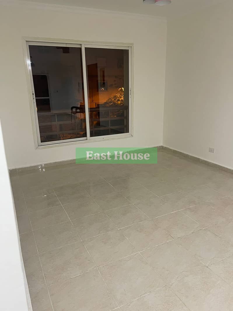 9 WhatsApp Image 2025-10-19 at 14.30. 41 (1). jpeg