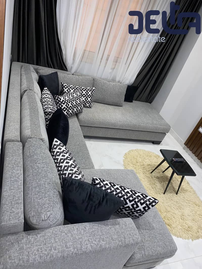 10 58ec8558-fcb5-4bd7-bcc4-b91cbd0dd46d. jpg