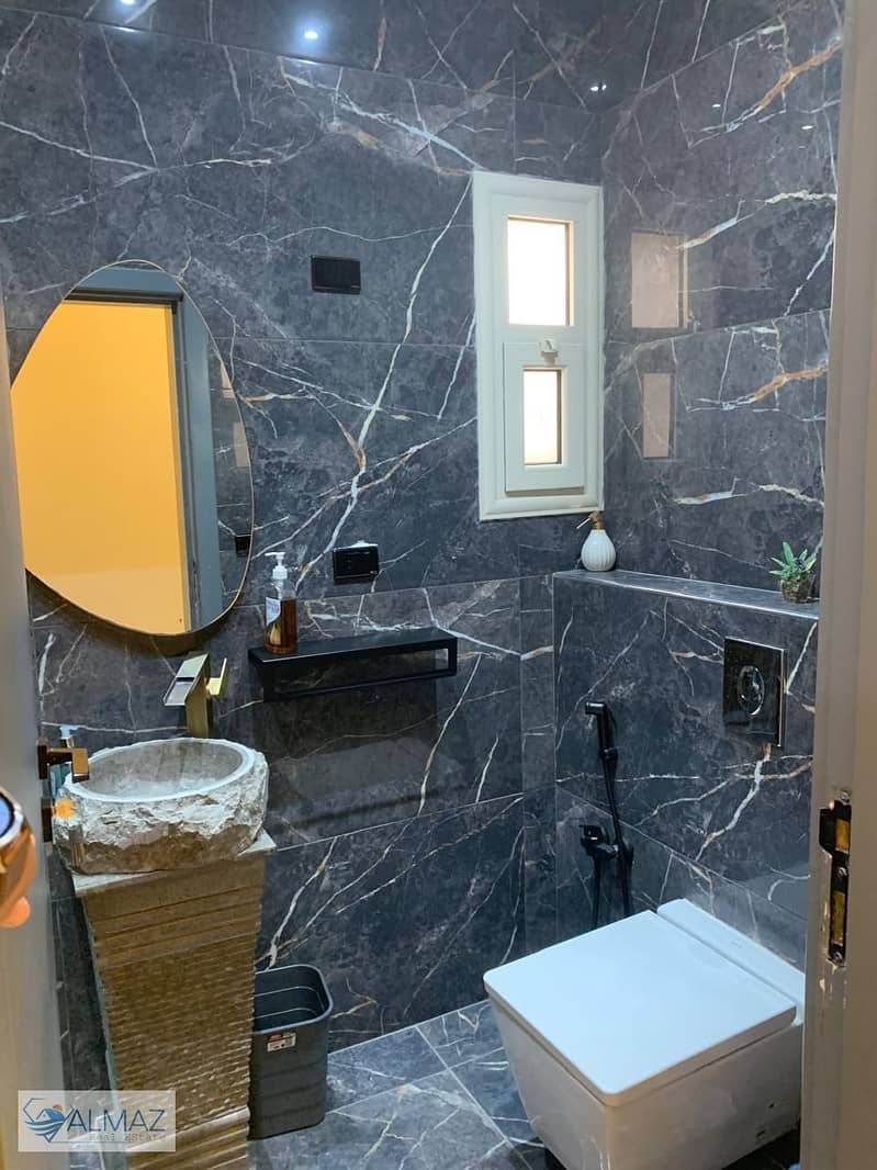 6 WhatsApp Image 2025-10-19 at 3.37. 08 PM (1). jpeg