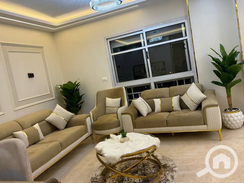 6 3c749f0e-ce84-4ff3-a274-9837dd9ec5f2. jpeg