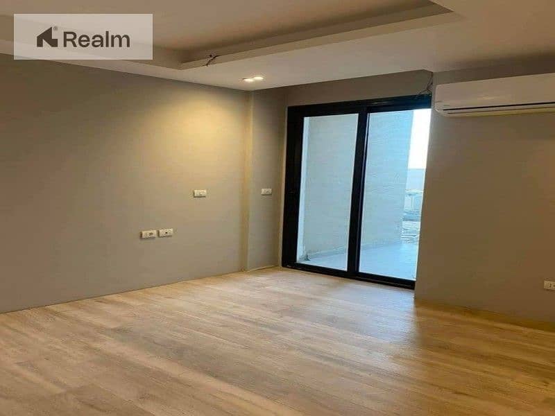 10 WhatsApp Image 2025-09-22 at 6.32. 32 PM. jpeg