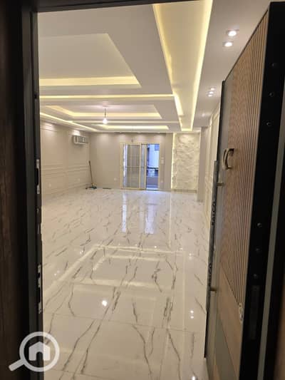 فلیٹ 3 غرف نوم للبيع في الشيخ زايد، الجيزة - IMG-20250805-WA0053. jpg