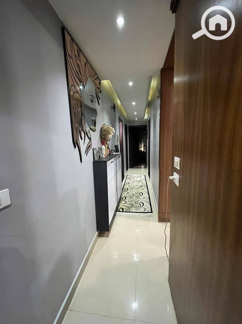 5 ca8e1465-0c97-4e83-887e-26659d3d878b. jpeg