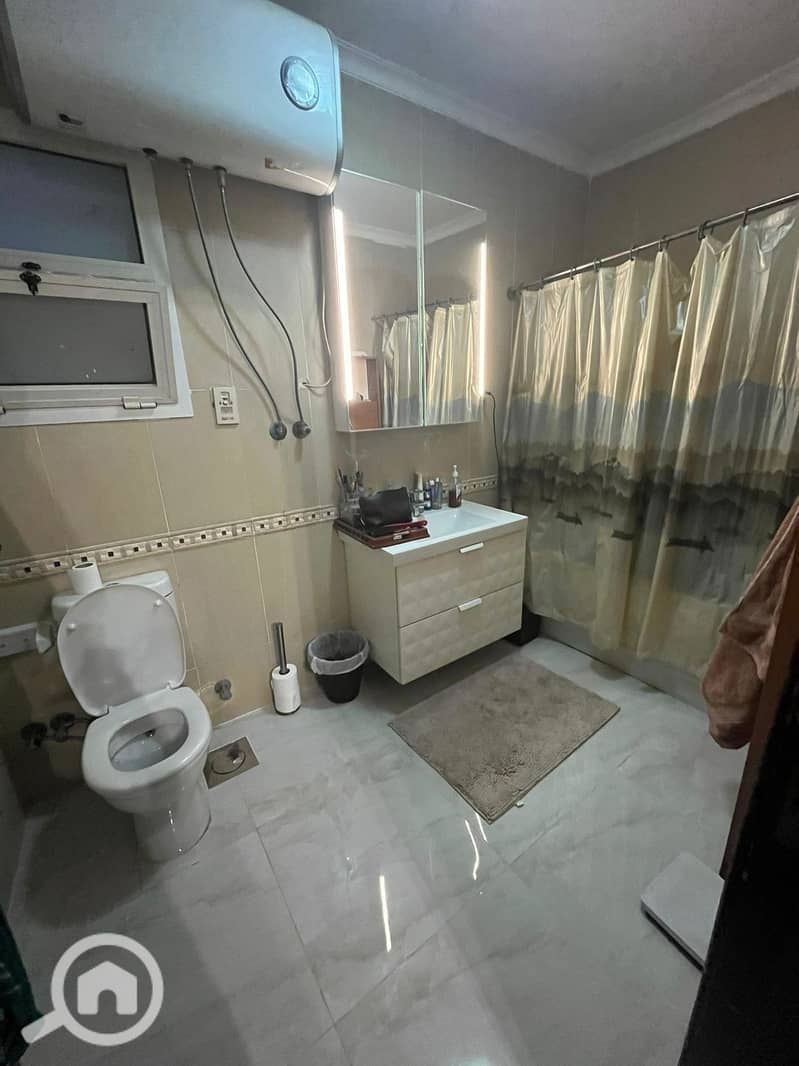 11 45e3a6d4-4141-4741-8e3c-1f85438bbc33. jpeg