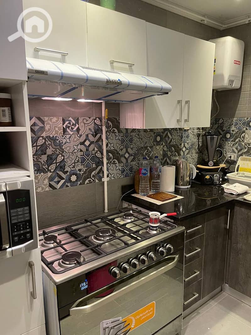 9 e55061e7-0266-4ecc-b9ae-363c1a2437ce. jpg