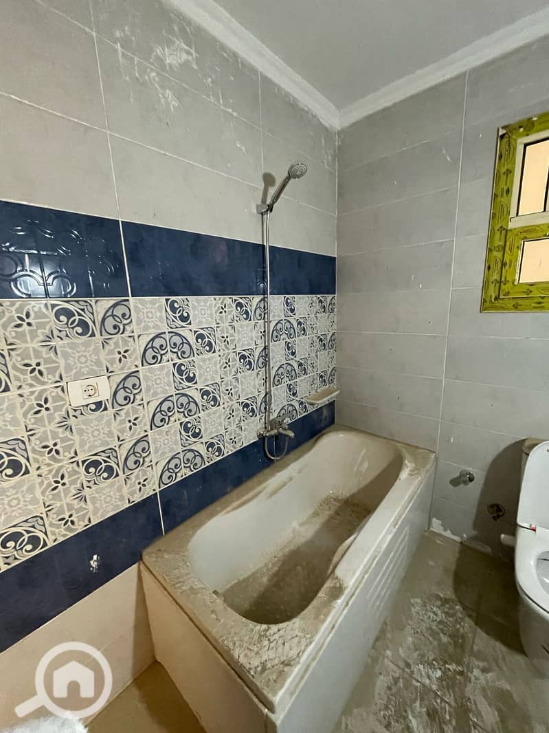 8 WhatsApp Image 2025-02-22 at 13.45. 52_821cf174. jpg