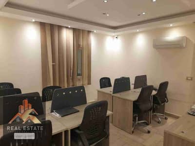 مکتب  للايجار في مصر الجديدة، القاهرة - IMG-20241216-WA0086. jpg