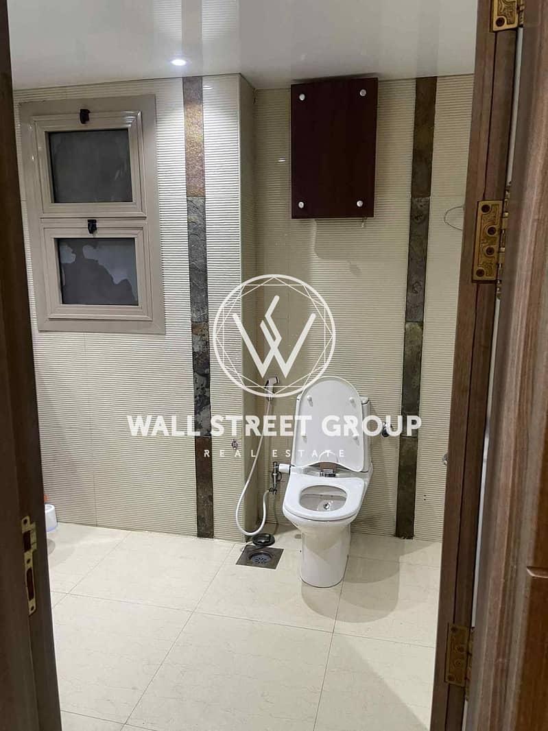 10 WhatsApp Image 2025-08-23 at 11.06. 49 PM. jpeg