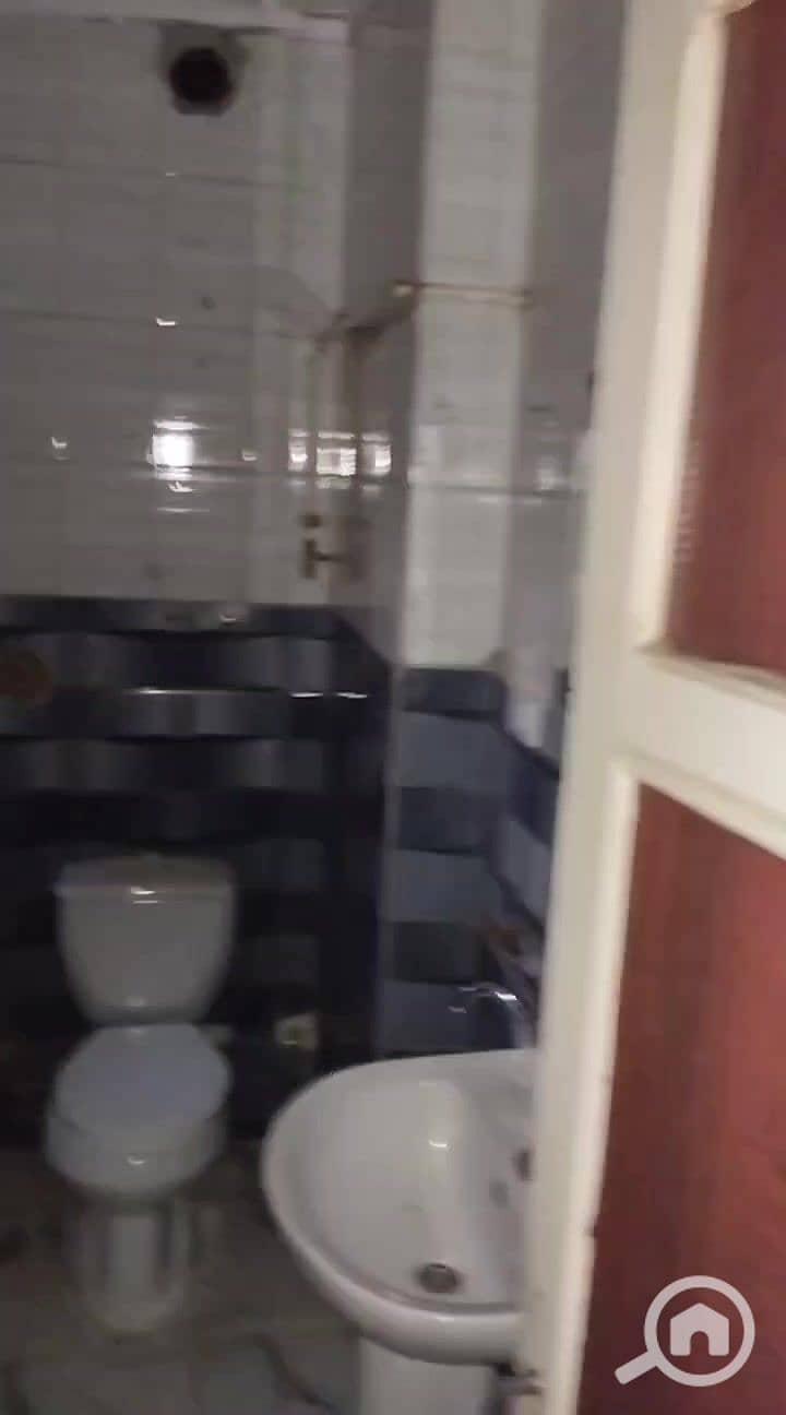 3 WhatsApp Video 2025-10-20 at 1.57. 26 AM (1)_000050. jpg