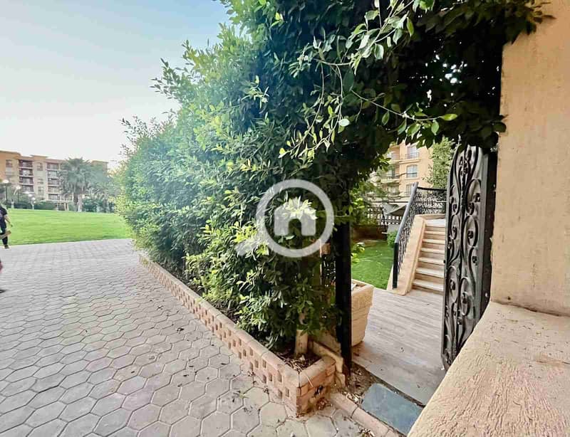 1000556476. jpg 1000556476. jpg