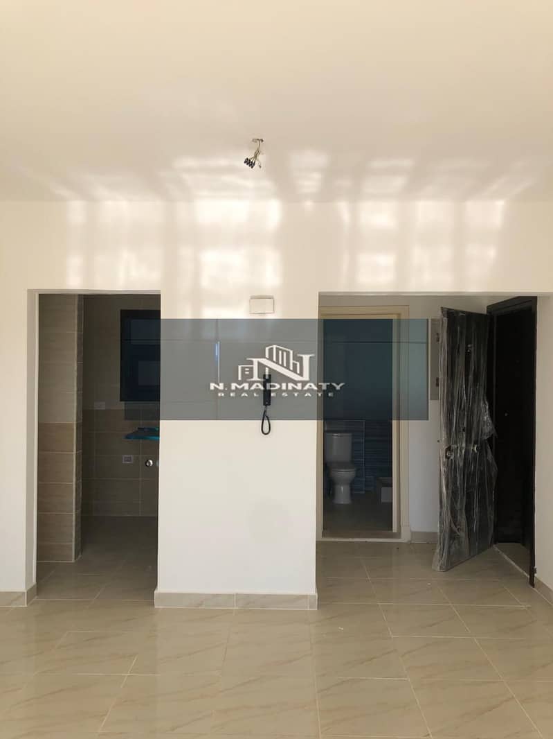 8 WhatsApp Image 2025-10-19 at 5.49. 15 PM (1). jpeg