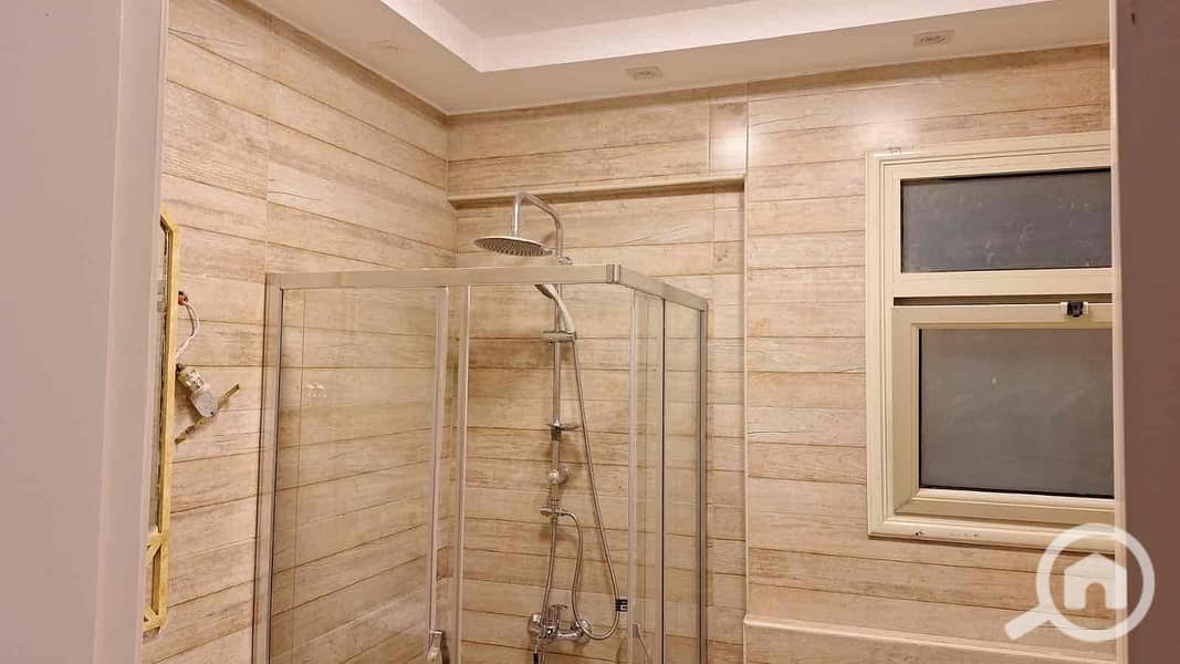 20 fb71fcaf-b119-4e21-8ed0-02fc41616b4d. jpg