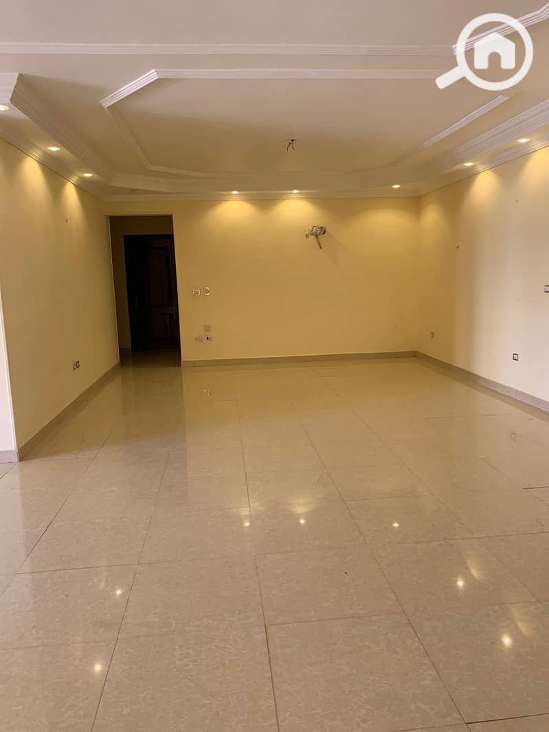 2 WhatsApp Image 2025-10-19 at 19.32. 11_4aebdb3d. jpg