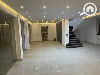 دوبلكس 3 غرف نوم للايجار في الشيخ زايد، الجيزة - IMG-20251020-WA0064. jpg