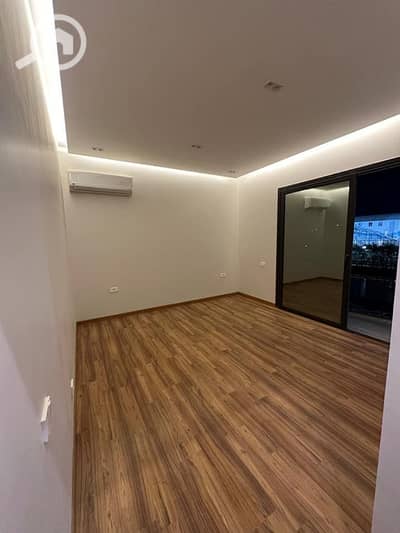 2 Bedroom Flat for Sale in Sheikh Zayed, Giza - 436262330_1605578980210030_498690028593945359_n. jpg