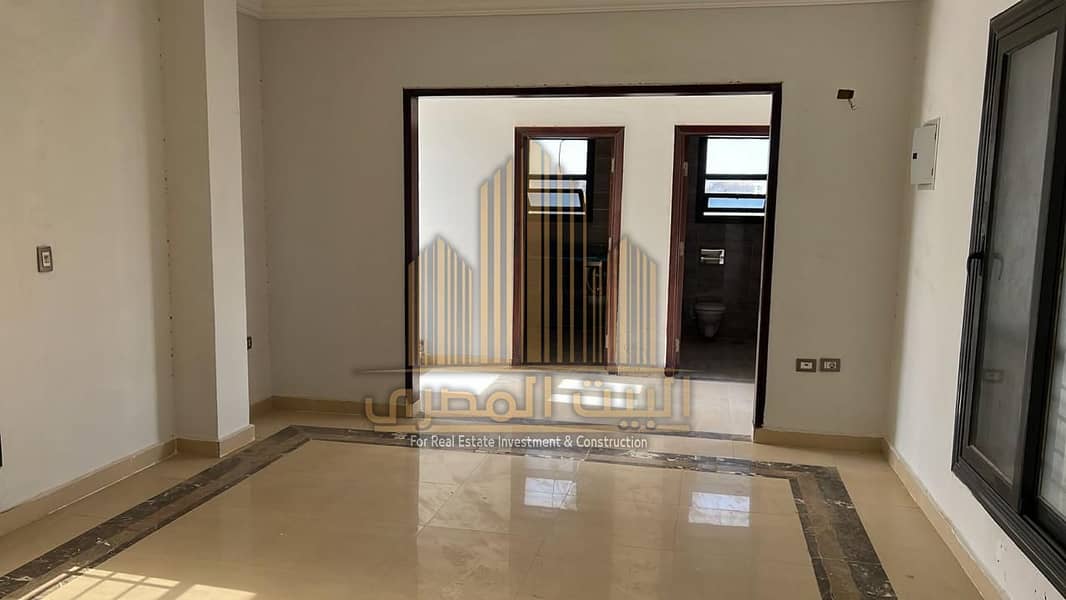 2 U909809 (22). jpeg