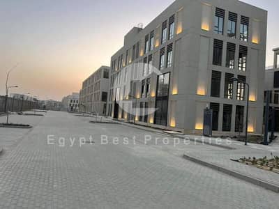 مکتب  للبيع في القاهرة الجديدة، القاهرة - IMG-20250930-WA0050. jpg
